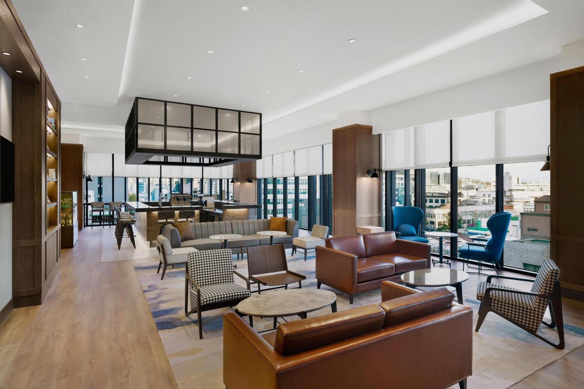 Four Points By Sheraton Josun, Seoul Myeongdong Экстерьер фото